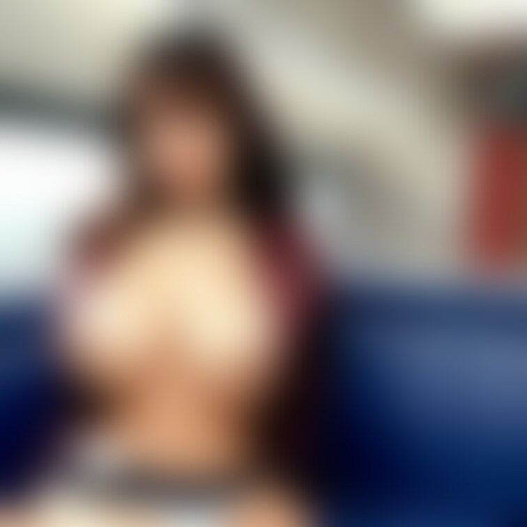 誰もいない電車内でボロン(妄想)
この後めちゃくちゃ。。。