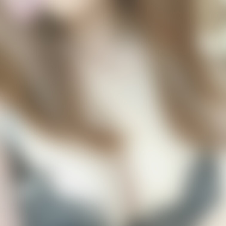 口元がセクシーってよく言ってもらえます…♡
Gカップおっぱいと口元をよく見てほしいな
