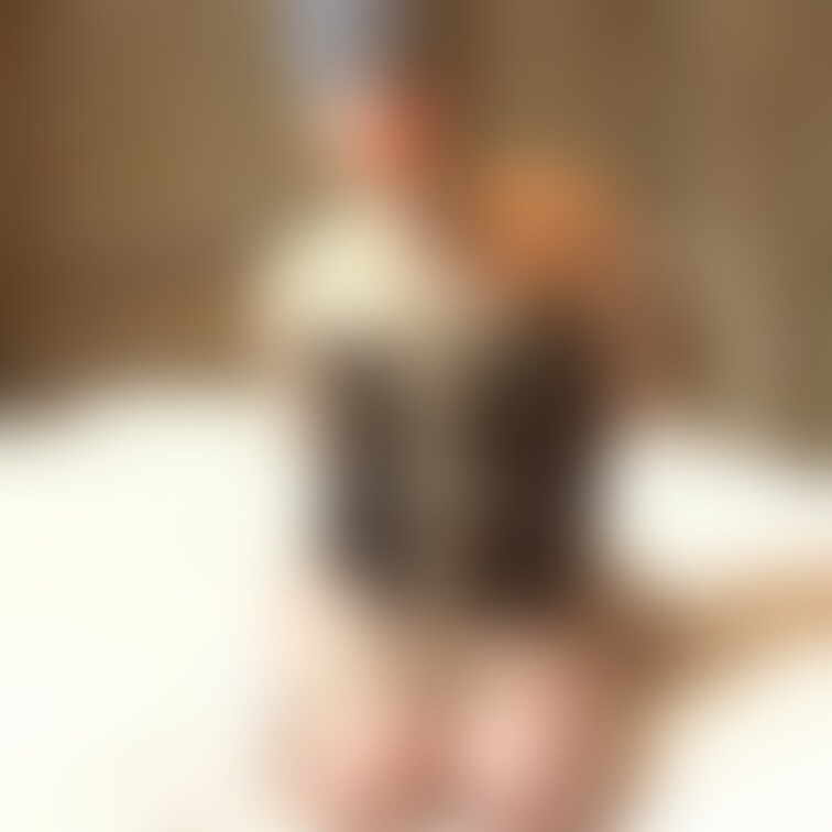 🎀新妻M○○○ 正座○○○責め
隣の奥さんのMド○○○○○記録のその1です。電マの上の正座○○○で乳をイジられます