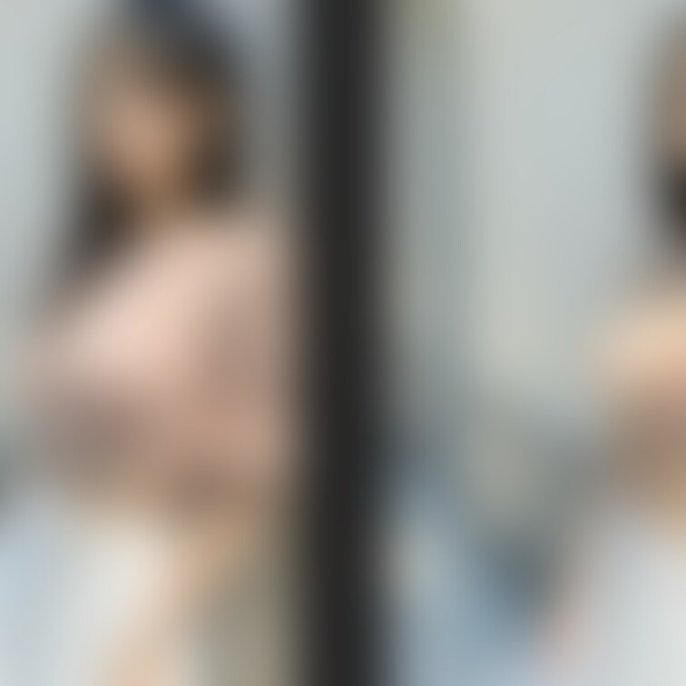 着衣と脱衣を並べた画像です。画像№606
