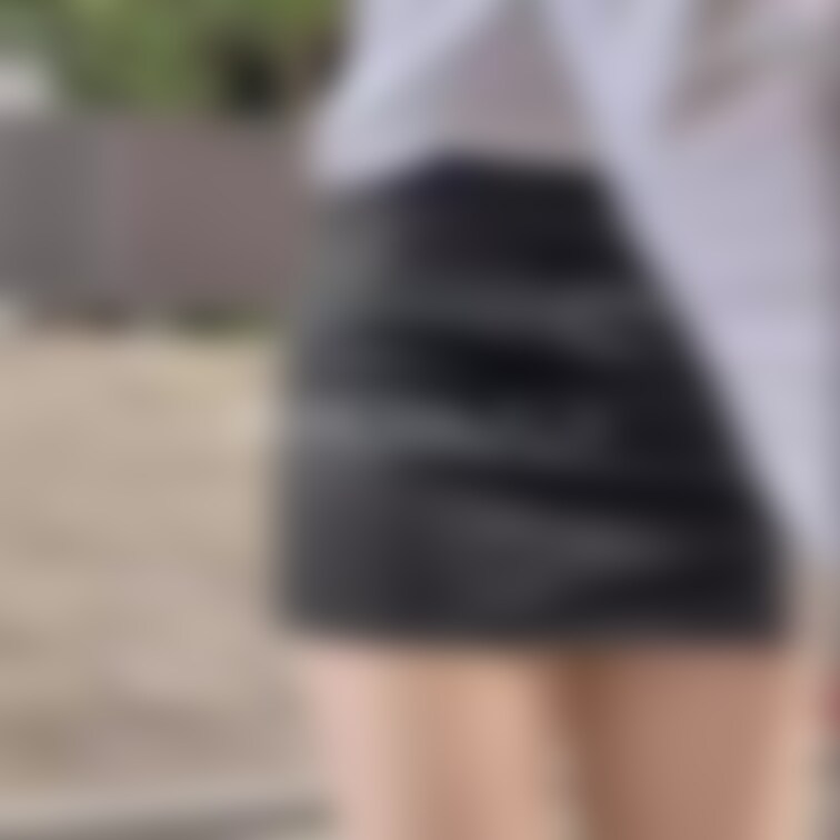 OLさんの格好で…㊙️

明るい時間に露出したから人通り多くてあんまり大胆なこと出来なかった🥺

こんなOLが会