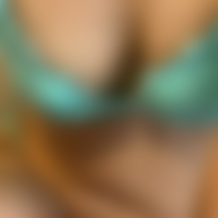 爽やかなサックスの下着姿(エ〇フィール)

同人　同人AV　オナサポ　下着　下着姿　ハメ撮り　パンティー　Cカップ　