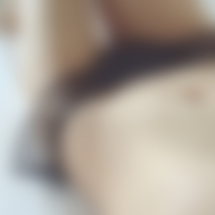 わたし目線で見るとおへそペちょって潰れてる👀