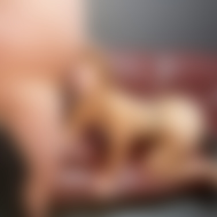 大きめの網タイツフェラ
ムチムチ下半身にこのタイツはたまらなくエロいです
ムチムチ度がアップしますね
美味しそうに