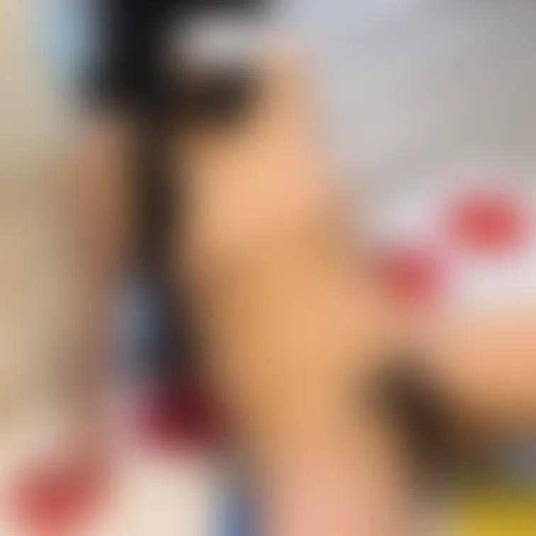 みずきの個人撮影。全裸で一人ツイスターしてもらいました。スマホで撮りました。今回は極小モザイクです。パーティー来ると生で