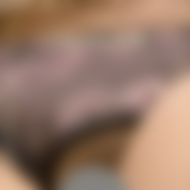 穴あきパンツは大変えっちなのがわかる自撮りになります。即ハメできないのが残念…来世に期待…エッチな自撮りを堪能してね！