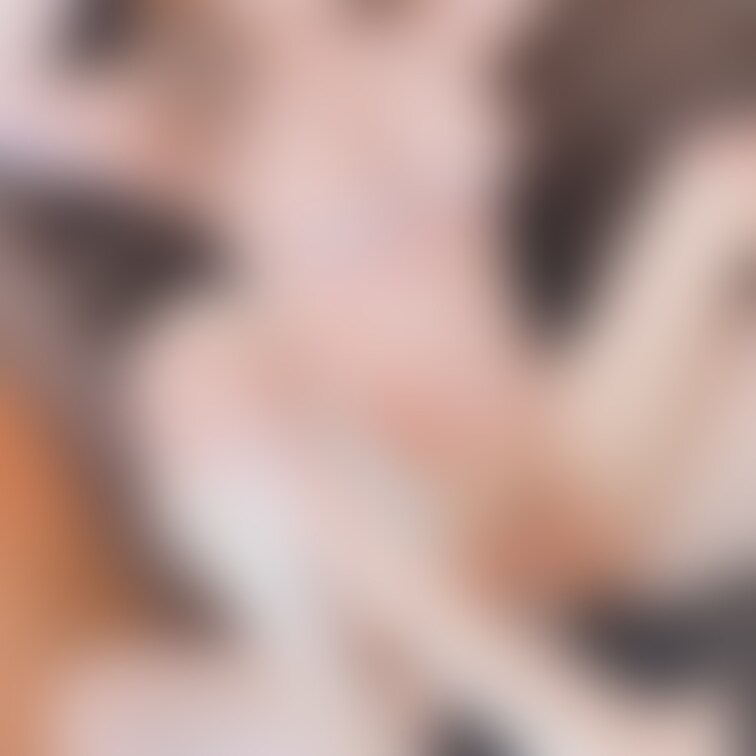 胸あきワンピースでエッチ✨