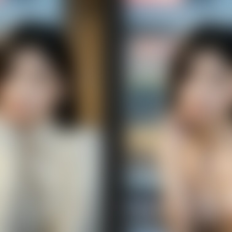 着衣と脱衣を並べた画像です。画像№975