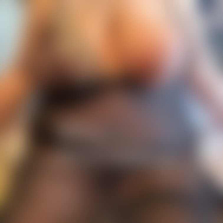 巨乳見て、今日も頑張ろう!!
Get energy from my big boobs!