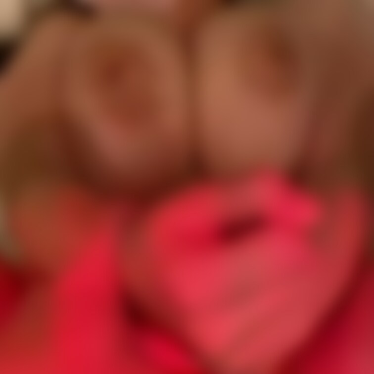 最後の夏のちゃま祭り✨
新しいハメ撮り風シリーズ✨
ちゃまの肉感とイクまでの過程をお楽しみください✨
