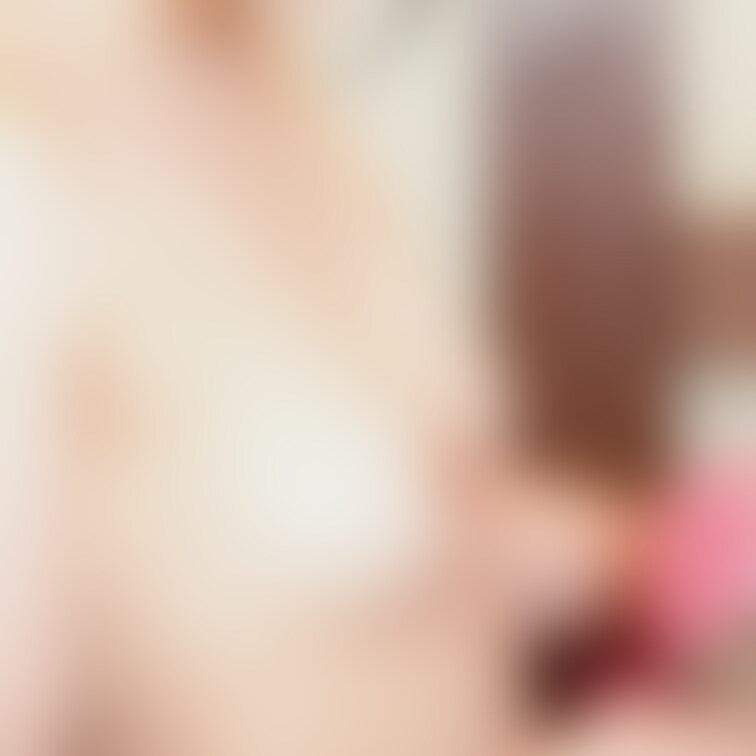 おっぱいを撮影する機会に恵まれ
有難い限りなんですが
ほんと人それぞれ脂肪や筋肉のつき具合なんかで
カタチが様々で