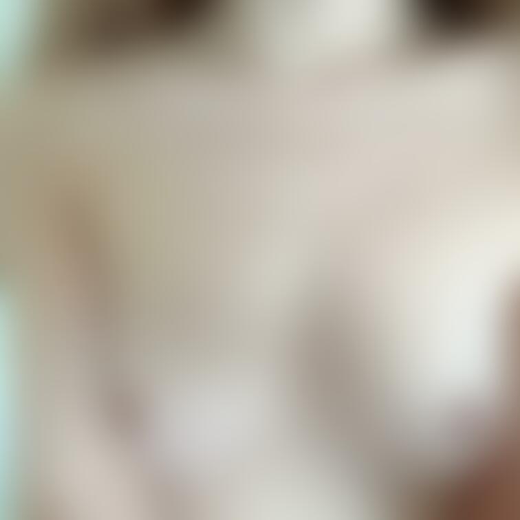 片方だけ乳首勃っちゃいました🥺💗💗
陥没乳首好きですか🥺🥺？？