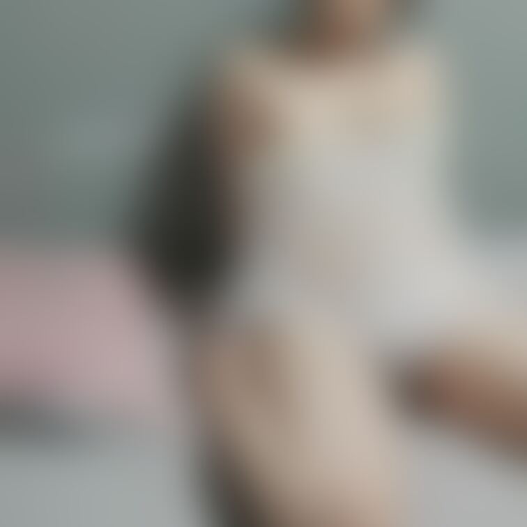 えっちな撮影してると、ムラムラしてついそのまま一人でしちゃうんですよね…

みなさんのせいですからね！( ๑`³´)