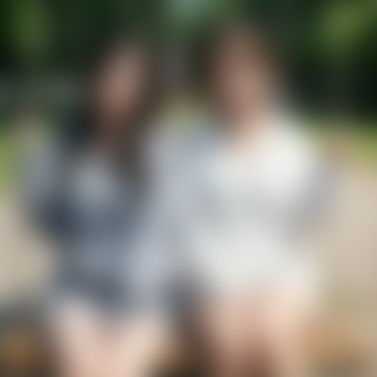 🟧パーカー女子　おっぱい露出　公園🟧

ご覧いただきありがとうございます❤️
当アカウントは○○○でえっちな美女を