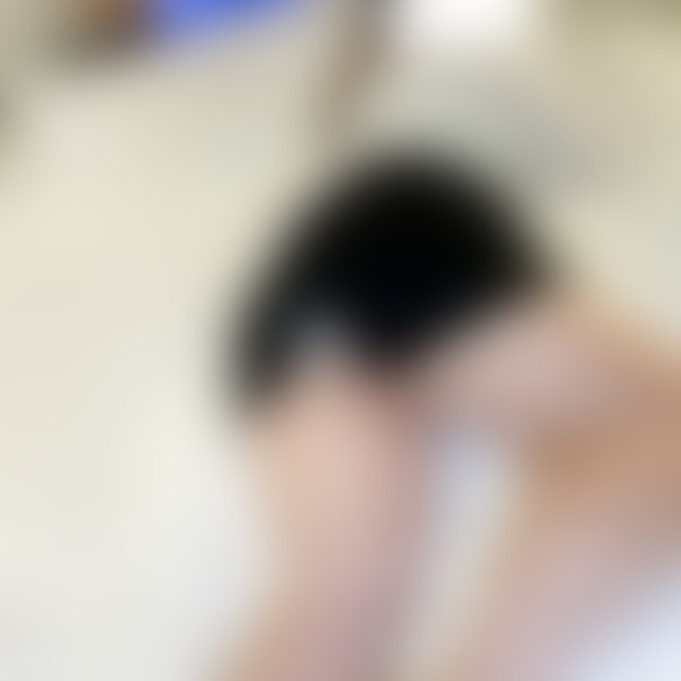 お尻フェチなので吸い寄せられる