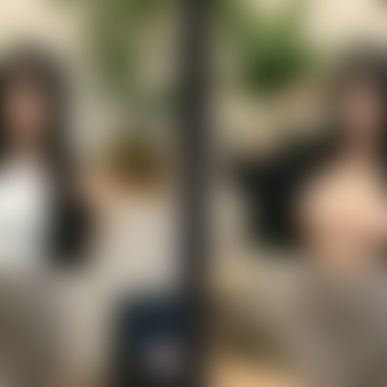 着衣と脱衣を並べた画像です。画像№179