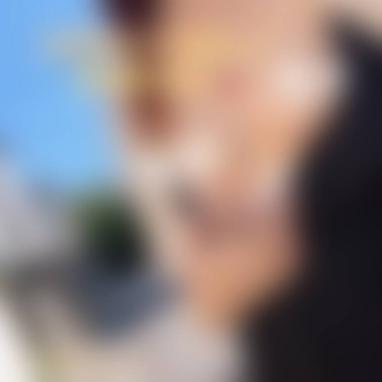 😋Smileぷらん😋

えっちなパンツ履いてお散歩𓂃𓈒🐕途中の公園、住宅街の道路でおっぱい出しちゃった( ˶ˆ꒳ˆ˵