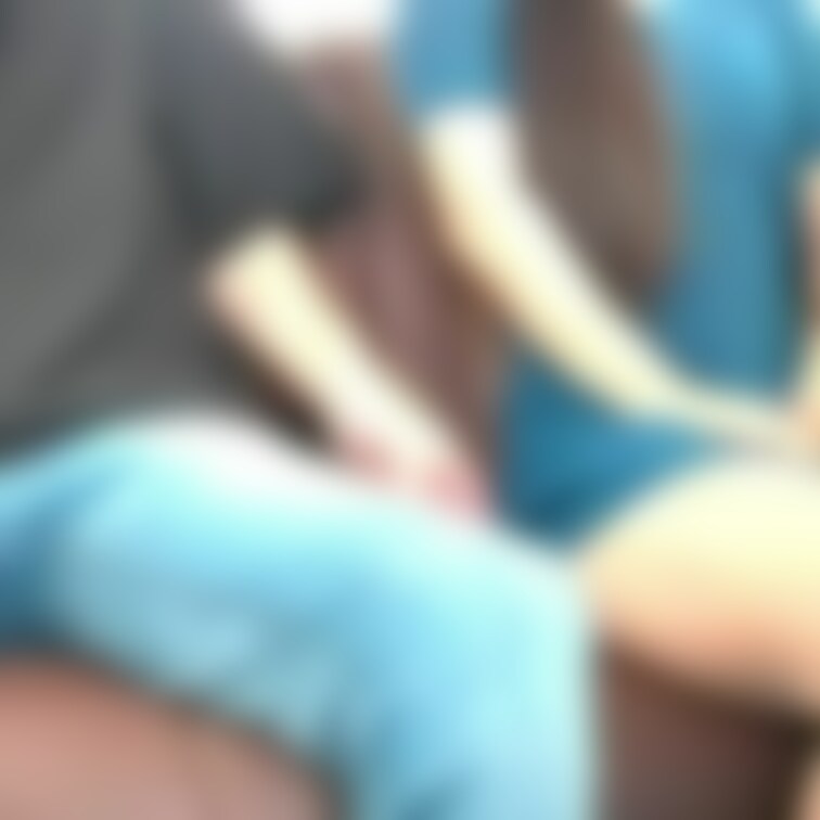 車内にて単独さんとイチャイチャ。ロングバージョンは有料にて。