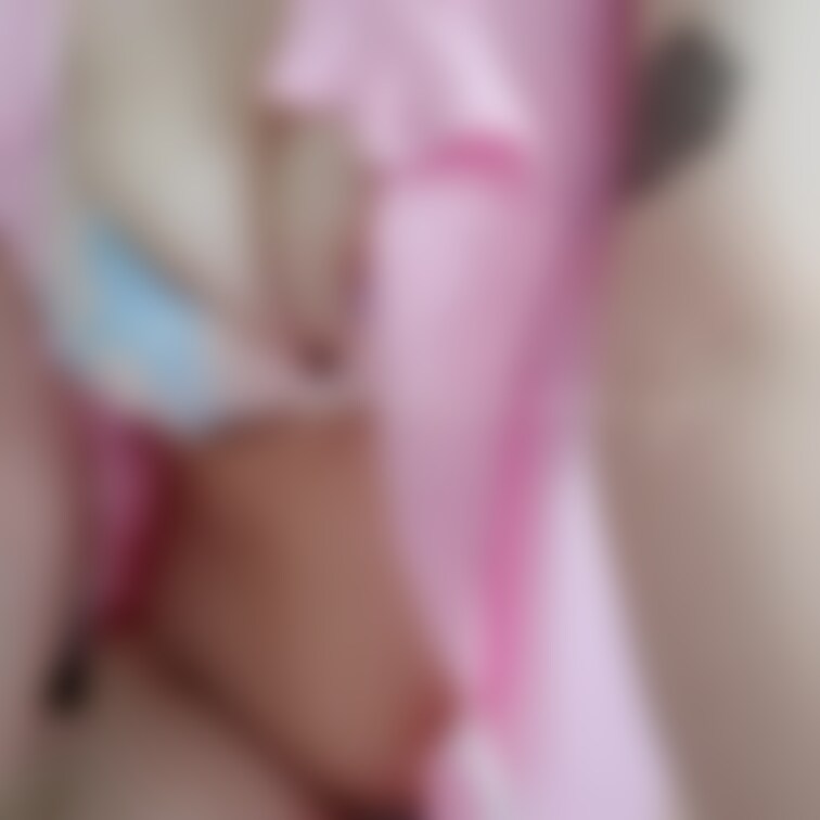 脱衣診断動画🐰　3分15秒

6月のおっぱい診断5！

下着の状態でもう一回おっぱいのサイズを測ります🐤
案外