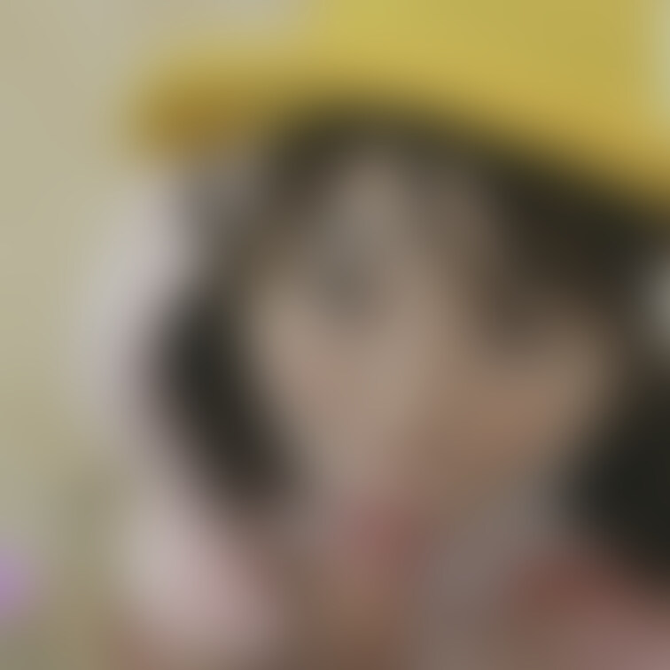 色白巨乳ちゃんにコスプレフェラしてもらいました！