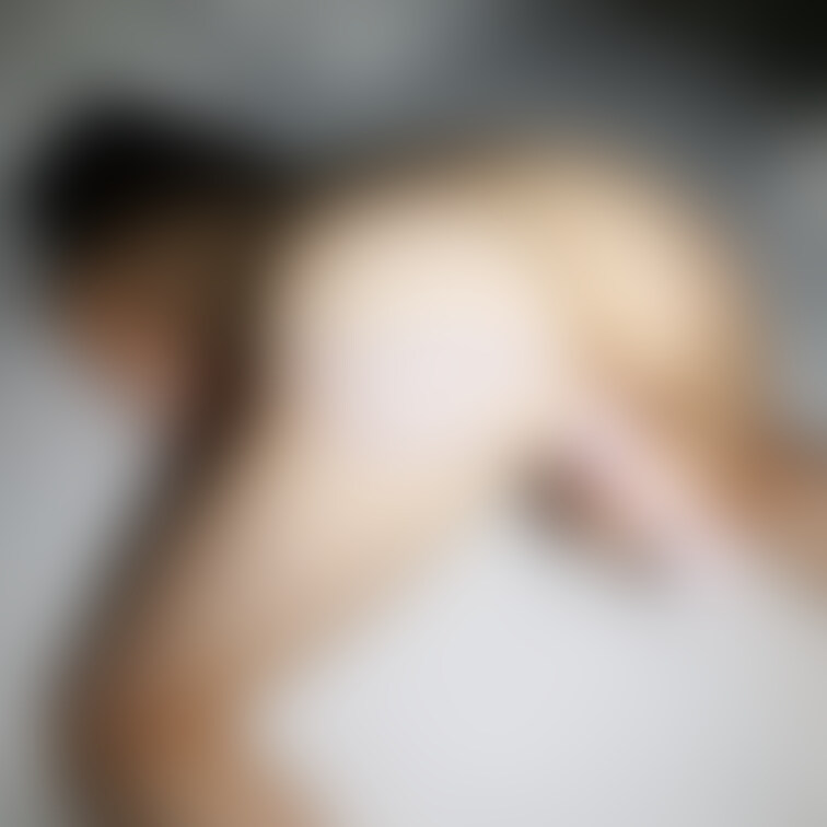 Xのフォロワーから○○○志願してきた20歳女子大生のモカさんを、2回目の○○○で「断髪式」で恥毛した後、バイブを与えて自