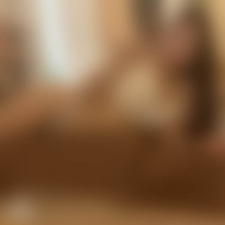 こんばんは❣️
ホワイトランジェリーのえまです💓
白って純粋な感じと無垢なエロさ😮💨
はぁ電マが恋しくなります☺