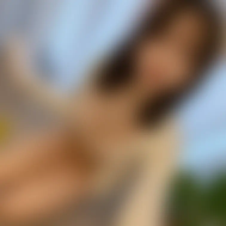 【🎁写真集 #下着5枚】

もうひとつ、セクシーな下着を着たときの写真も載せました…っ💓（過去の写真ですっ）

