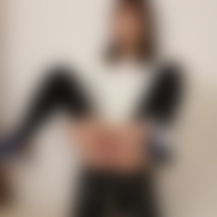 【Premium model】#034_HIROKO　
美人ママのフェラ顔とM字で大放尿（22/25ページ）

H