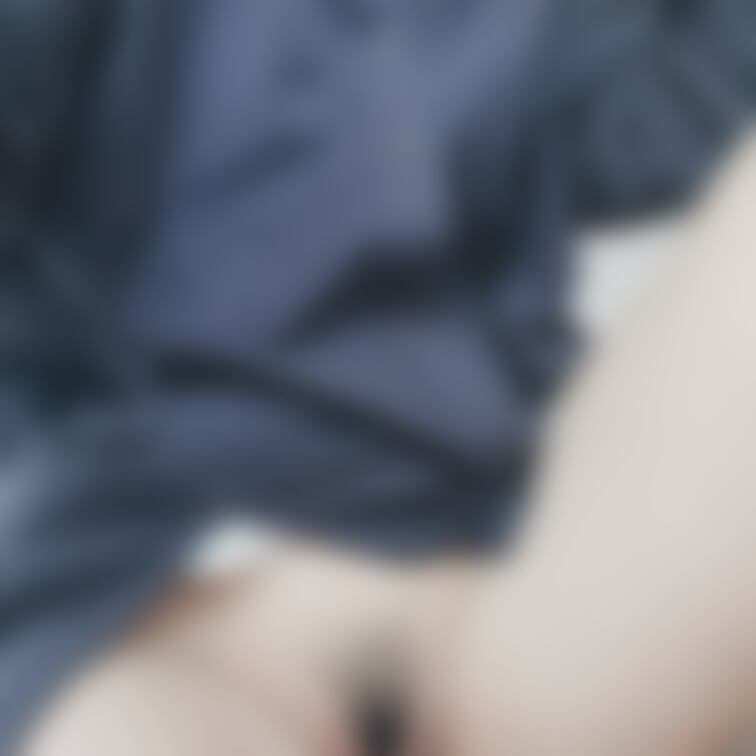 明日の撮影会に備えて
下の毛を整えてたら
とんでもない動画撮れちゃいました😅

ボーボーだったから
毛が絡むし