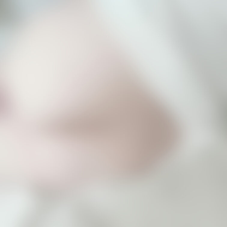 おしり叩いて起こして