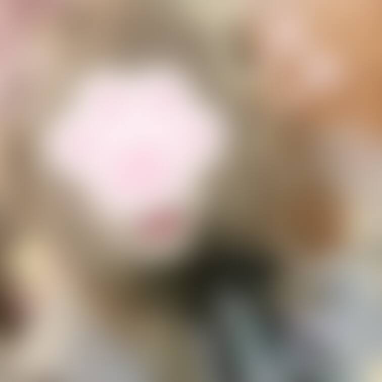 今日の格好!
おNewの服肩が開いていてかわちい♡
(尚、写真には写せなかった模様)
これから美容院のお○○○