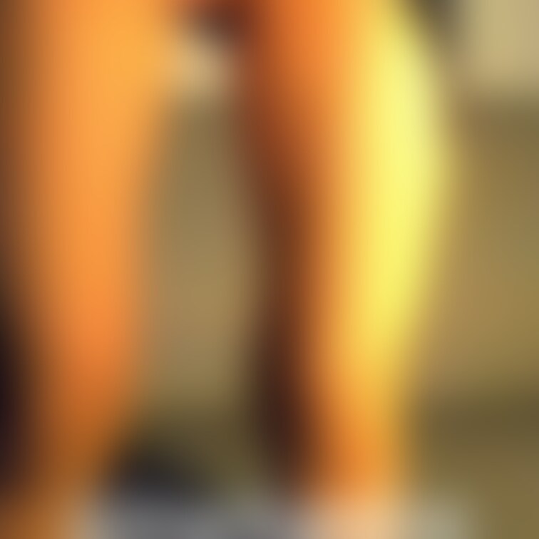 着替え中の切り抜き画像。
リクエストに応えた画像投稿したいと思うので
いいね＆リクエストよろしくお願いします。
