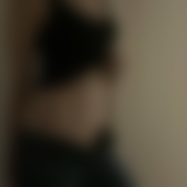 タンクトップ×腹筋