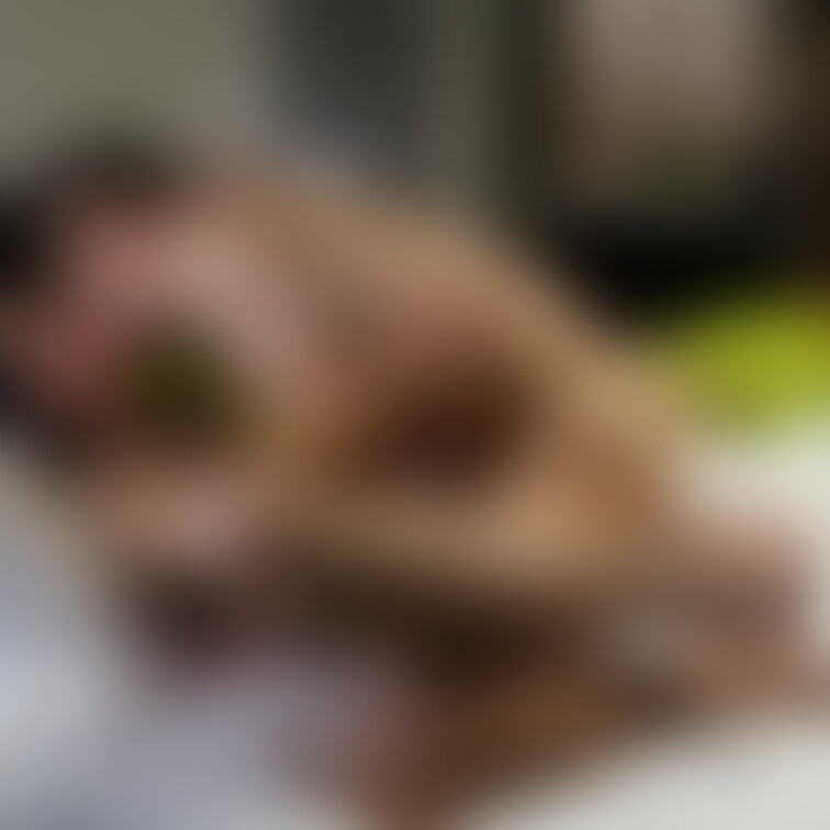 <本日の1枚>
若い単独さんに正常位でハメられてメロメロにされてしまう Yuri