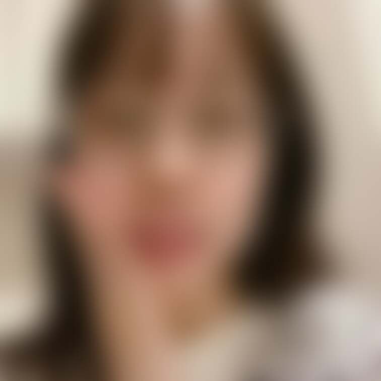 こんばんは♫
お風呂上がりのすっぴんだよ☺️💦
髪長いからドライヤーが大変！！