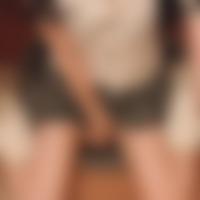 ○○○ですよ…？💕
先生、美玖と禁断の恋…しませんか？///

今日は制服コスで攻めてみました( *˙˙*)♡
