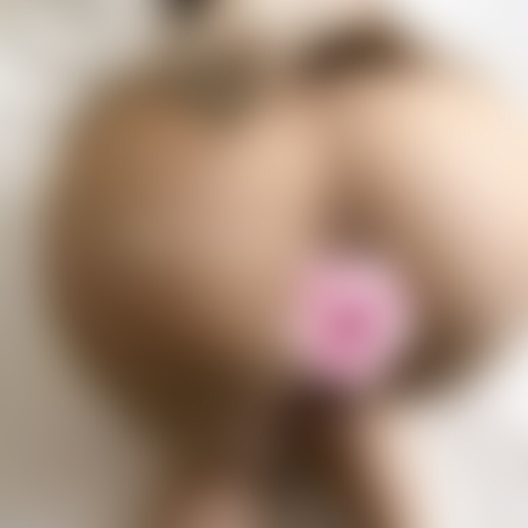 お顔に跨ってお潮吹いてもいいですか？
もう我慢できないよぉ…💗💦💦💦