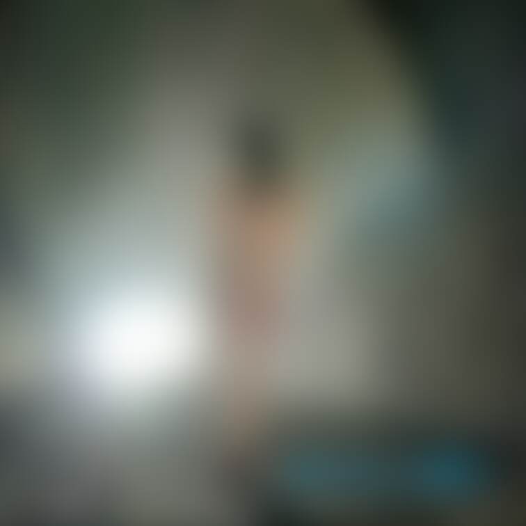 トンネルの中にこんな露出女が居たらどうします？