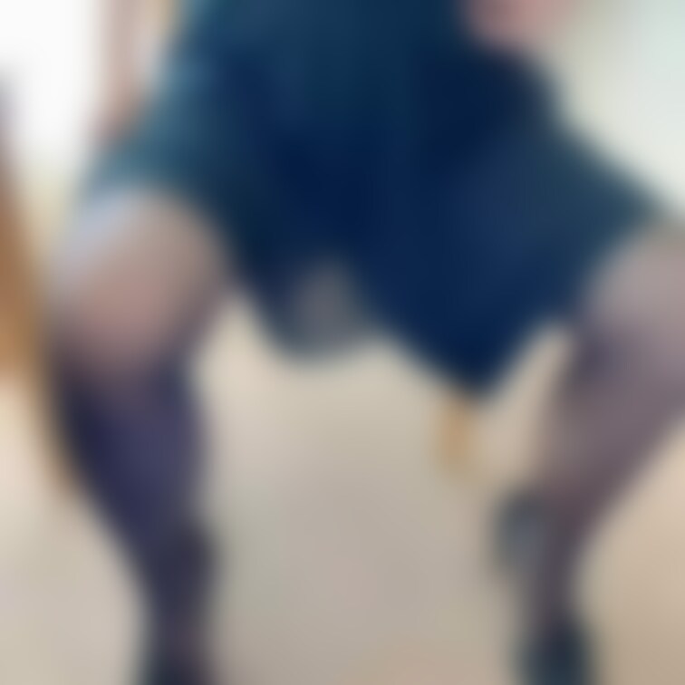 巻きスカートでヤル気マンマン😳