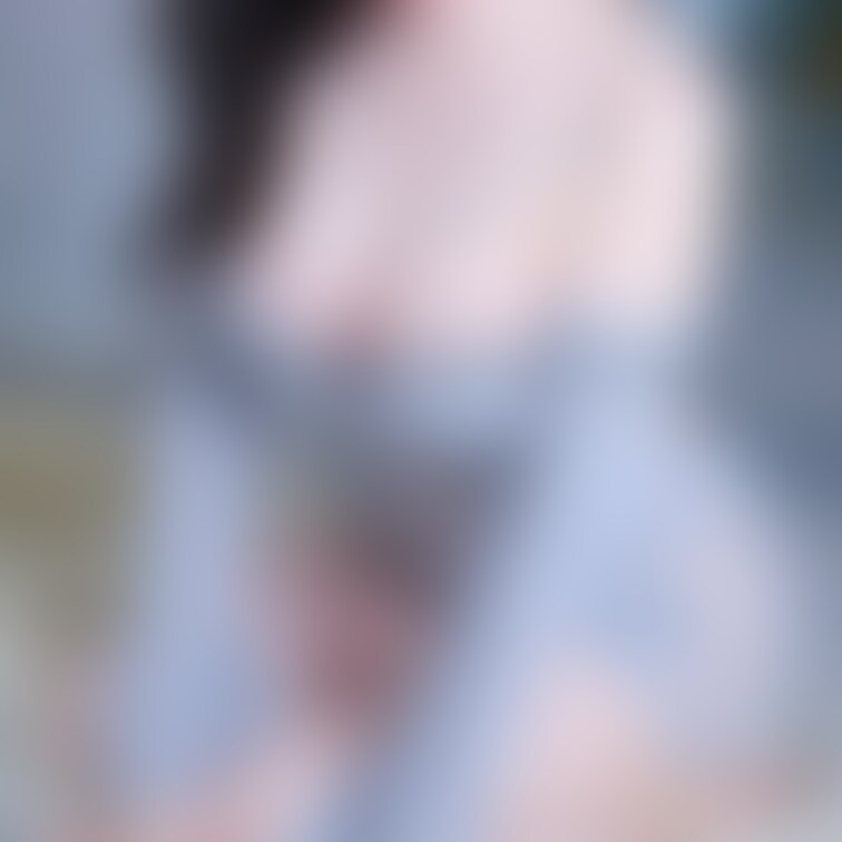 初めまして投稿♡
入会してくれてありがとう🥺
これからセクシーなお写真や動画をアップしていくから
よかったら末長く
