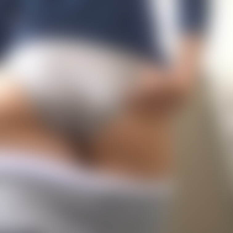 デカ尻レギンス女子の尻弄り（1） 巨尻パン線盗.撮、野外パンティー露出、尻お触り編
サンプル

本編ダウンロード
