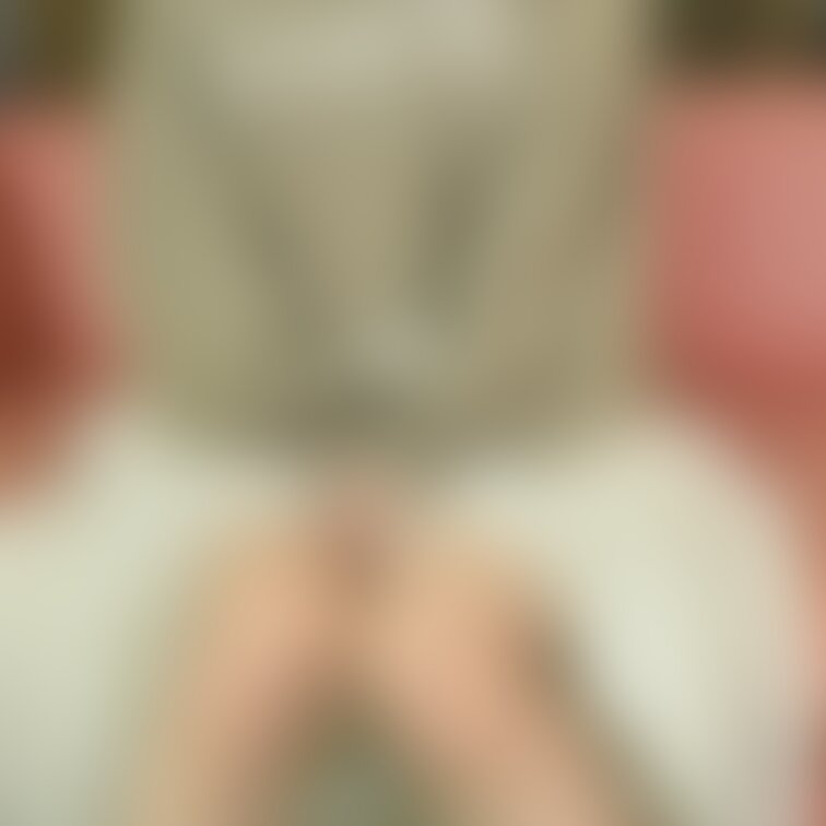 スカートたくし上げ( *´艸｀)

※この画像は無料プラン加入でご覧になれます🎵