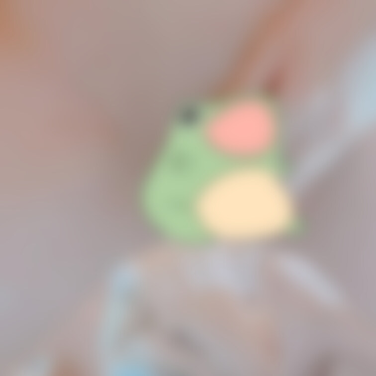 ついに初おもちゃで遊びました❤︎
膝立ちで腰揺らして気持ち良くなっちゃってます、、🫣
とんでもない威力でした、、短い