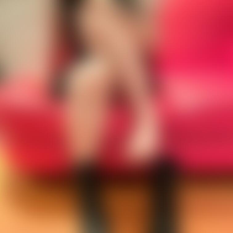 アパレル女子大生 りなちゃん🐹①

 足のサイズ:23cm