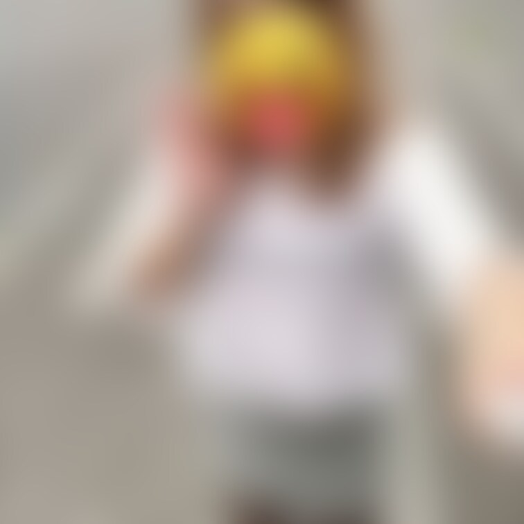 本屋さんで痴◯！？
フェザータッチで即メス堕ち❤️

動画はえち動プランにアップ予定！