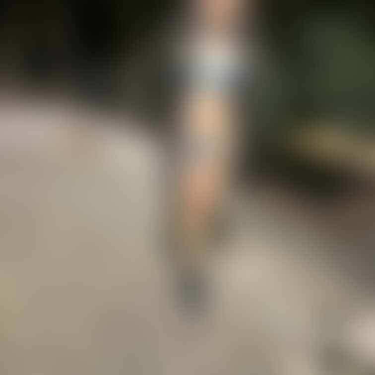 公園露出💕
誰か見てくれないかなー🥺