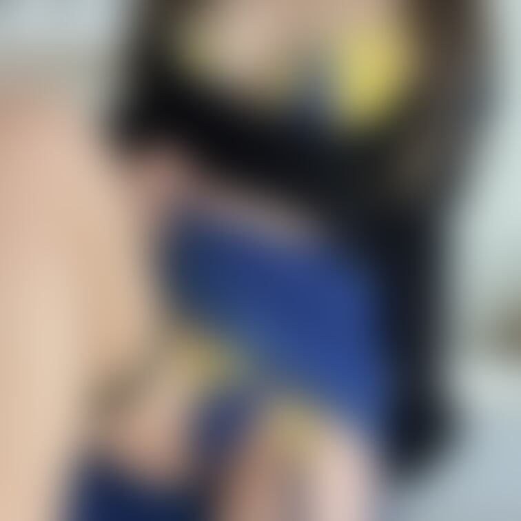 そんなに見たいの?🥺お料理中に下着姿見せてくれる彼女♥️