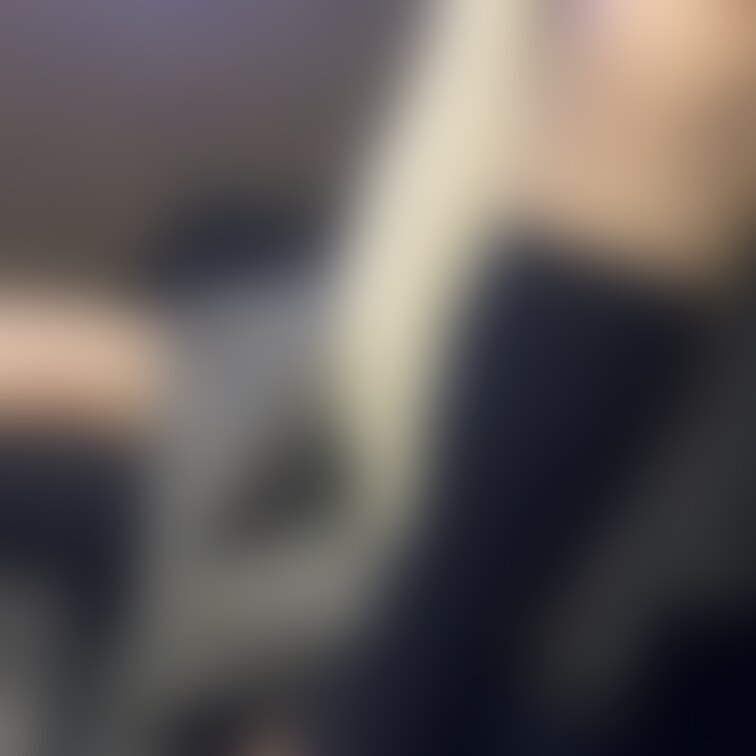○○○女子◯生の生脚です