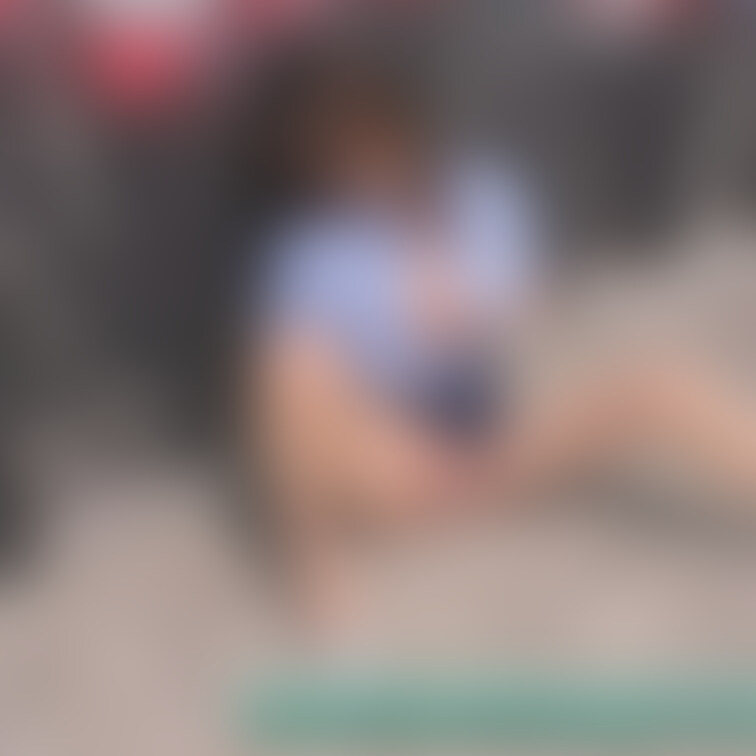 天気の良い日にコスプレをした妻を連れてエロデートです。

野外でオナニーする妻です。

フルムービーはこちら
