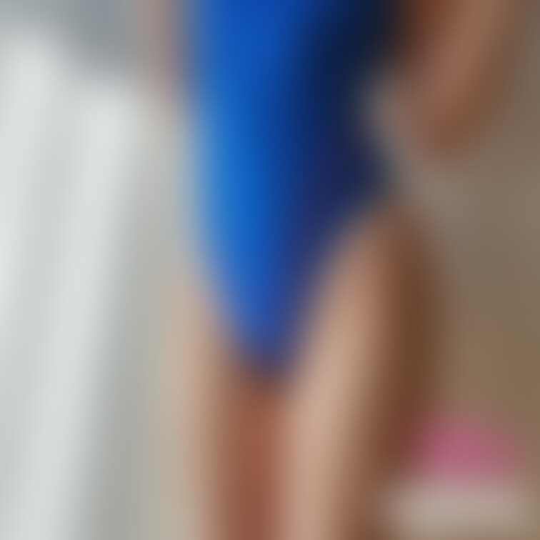 ハイレグ股間の生々しいクイコミに生唾。
swimsuit : Ojipi Company CHV
動画サークル「